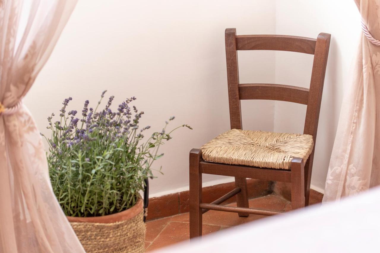 B&B Dimora Mazzarino Naples Exterior photo